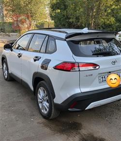 تۆیۆتا کۆرۆلا کرۆس